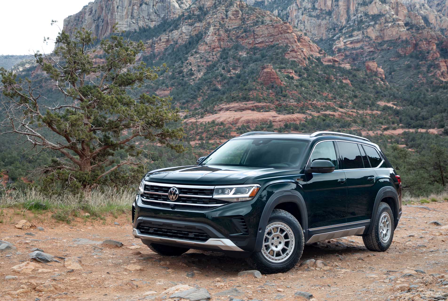 2021 volkswagen atlas 100741002 h Có đúng là ô tô đổ đèo chạy số ‘D’ không an toàn?