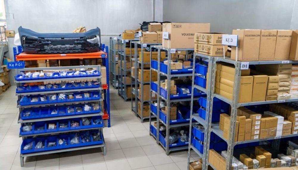 kho phu tung XƯỞNG DỊCH VỤ THEO TIÊU CHUẨN TOÀN CẦU TẠI VOLKSWAGEN PHÚ MỸ